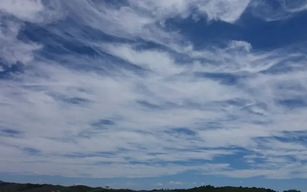 Sistema de baixa pressão se intensifica e traz temporais e chuva forte para Santa Catarina