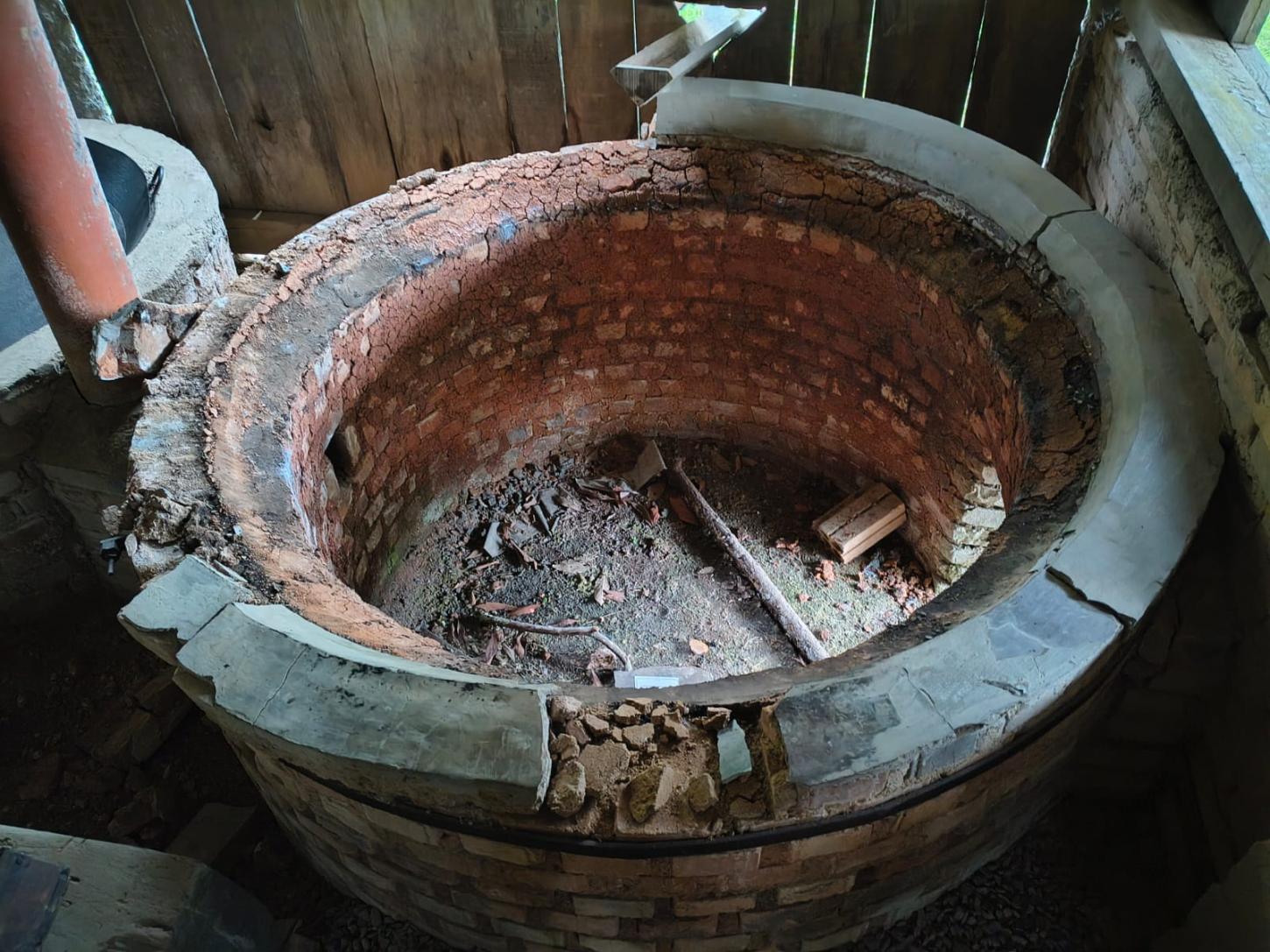 Tacho de cobre secular utilizado na produção de açúcar é furtado do Museu ao Ar Livre em Orleans