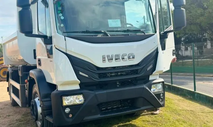Agricultura de São Ludgero ganha reforço com novo caminhão zero-quilômetro para apoio ao produtor
