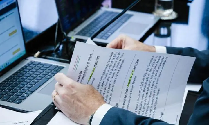 🩺 Alesc aprova criação de cadastro para pacientes com doenças raras
