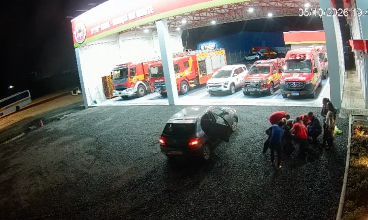 VÍDEO - Bombeiro salva criança de 7 anos engasgada em Braço do Norte