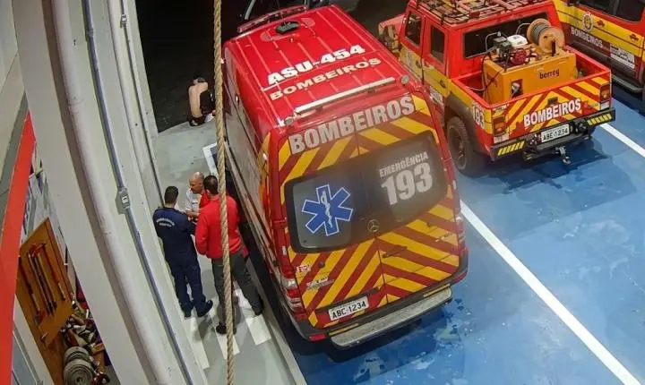 👶 Bombeiros salvam bebê de apenas cinco dias engasgada no quartel de Braço do Norte