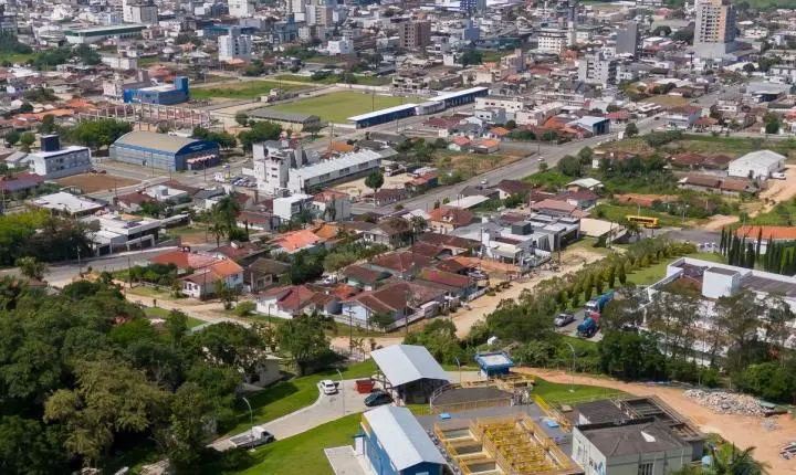 🚩 Braço do Norte sofre desabastecimento total de água após rompimento de rede