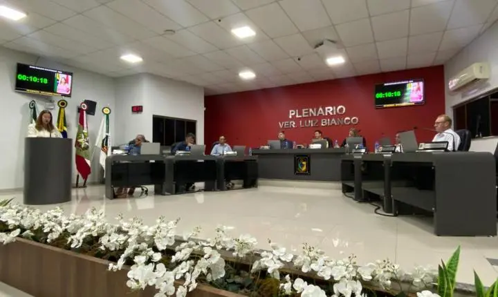 🚔 Sargento Fernando Locks recebe Moção de Aplauso na Câmara de São Ludgero