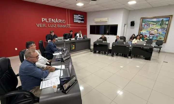Câmara de São Ludgero aprova por unanimidade novas regras para saneamento básico, direitos da mulher e proteção à pessoa idosa