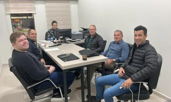Câmara de São Ludgero e Polícia Militar debatem projeto de lei para uso seguro de bicicletas elétricas e ciclomotores