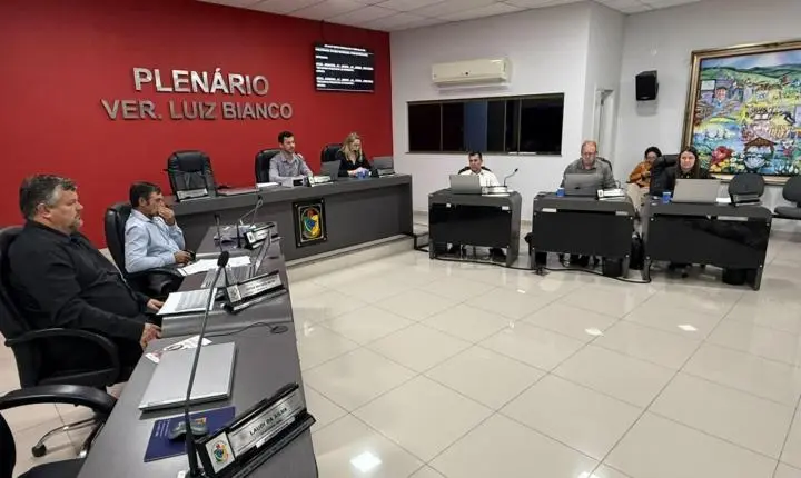Câmara de São Ludgero rejeita Plano Diretor e aprova reforço na Saúde e Inclusão
