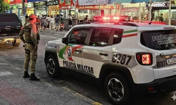 Casal é detido ao tentar furtar R$ 6,2 mil em mercadorias de supermercado em Laguna