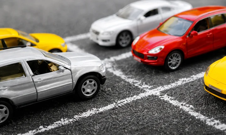 🚦 Com carreta e pista na praça, Braço do Norte abre Semana Municipal de Educação para o Trânsito