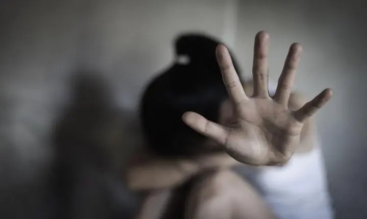 🚔 Discussão por fio de cabelo termina em agressão e prisão no Arroio