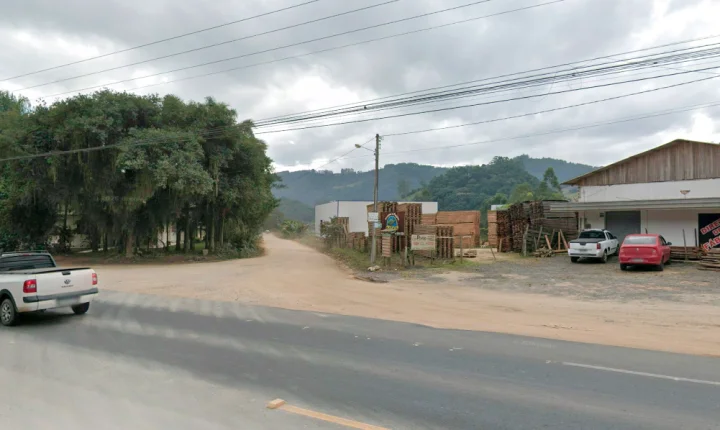 Estrada Geral do Rio Santo Antônio é interditada para obras de pavimentação em Braço do Norte