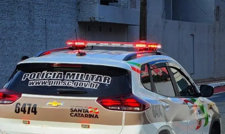 🚔 Ex-funcionário furta moto de colega em supermercado e é preso em Imbituba
