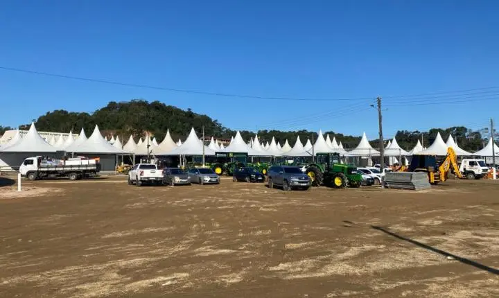 Feagro 2026 começa nesta quinta-feira e transforma Braço do Norte na capital do agronegócio