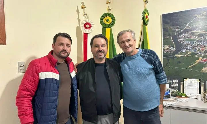 📰 Giro Regional: Posse em Armazém e obras em Rio Fortuna