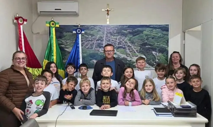 📰 Giro Regional: Posse em Armazém e obras em Rio Fortuna