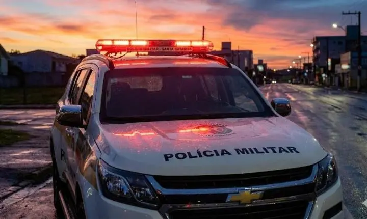 🚔 Homem é preso no Rincão após agredir companheira e ameaçá-la com réplica de revólver