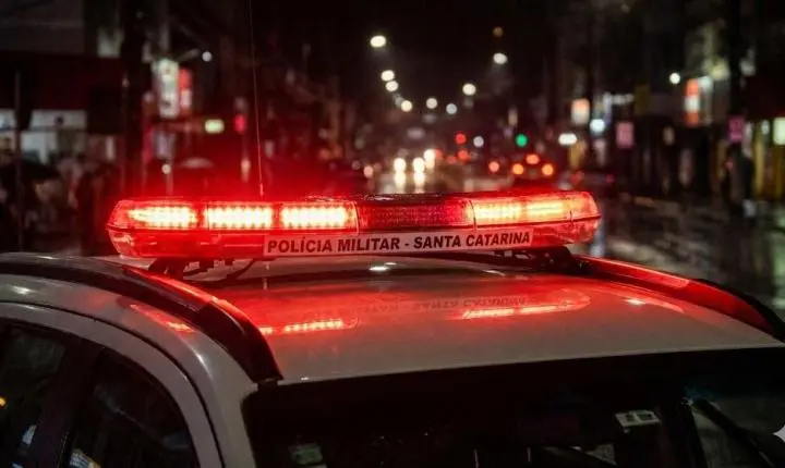 🔫 Jovem encontra revólver dentro de luva enquanto esperava ônibus no bairro Dehon