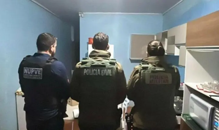 📰 Jovem que ameaçava adolescente e armazenava material nazista é alvo de operação em Santa Catarina