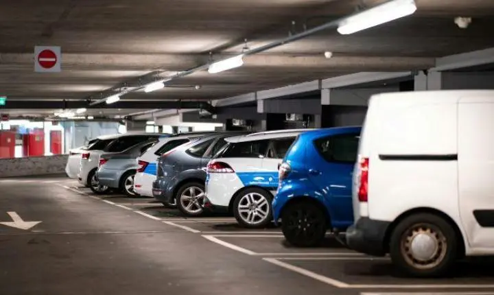 Justiça determina que cobrança de taxa de lixo sobre 130 vagas de garagem em Araranguá é indevida