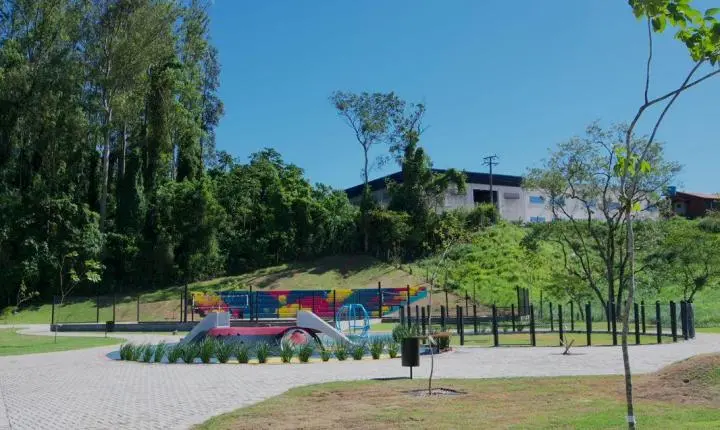 🛝 Loteamento Morada do Bosque entrega nova área de lazer à comunidade de Braço do Norte