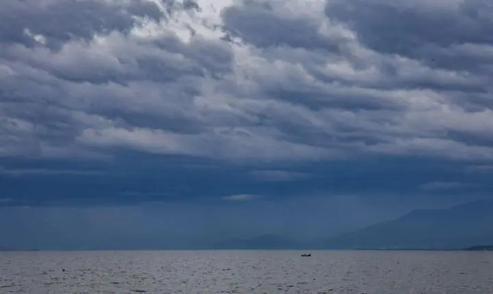 📉 Massa de ar frio avança após frente fria e derruba temperaturas em SC