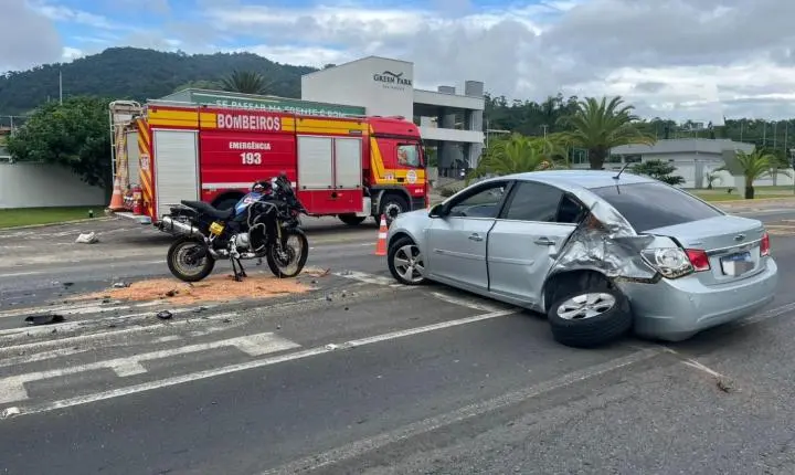 🚔 Morre sargento da PM de Braço do Norte após grave colisão na SC-370