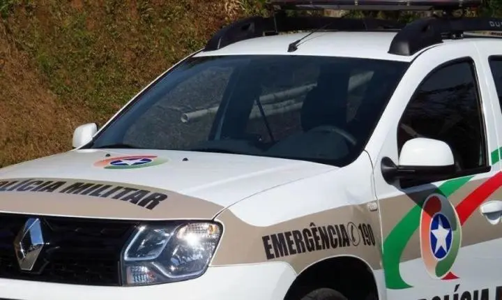 🚔 Mulher de 63 anos fica ferida após ser atropelada em Braço do Norte