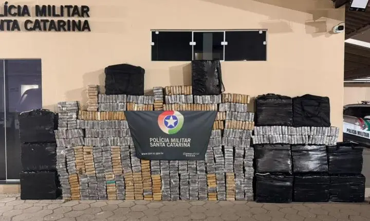 Operação conjunta entre PM e PRF apreende 3,5 toneladas de cocaína em SC