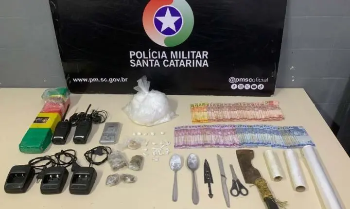 Operações da PM resultam em apreensão massiva de drogas e cinco prisões no Sul