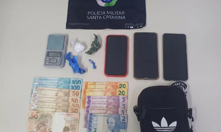 Operações da Polícia Militar terminam com apreensão de drogas em Tubarão e Orleans