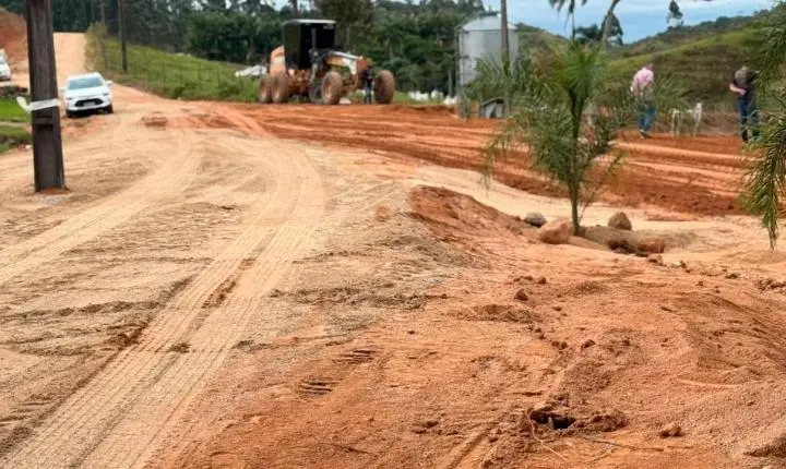 Prefeitura de São Ludgero atende demanda antiga e realiza obras no Caminho Vô Chico, no Bom Retiro