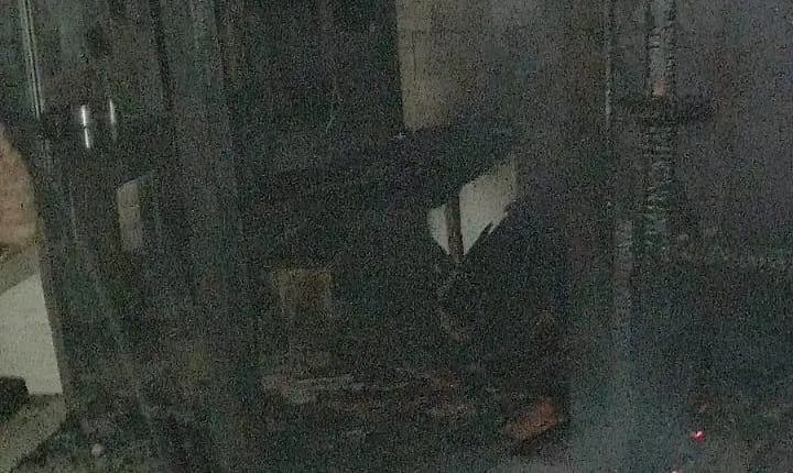 🏠 Residência é atingida por incêndio durante a madrugada em Gravatal