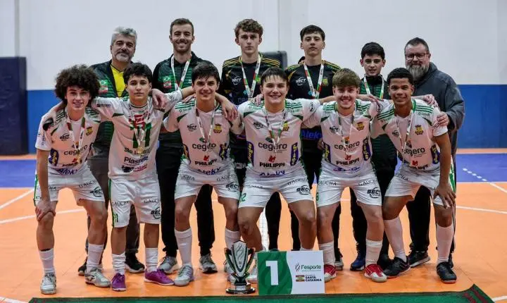 📰 São Ludgero vence Tubarão e conquista o título invicto da microrregional da OLESC no futsal