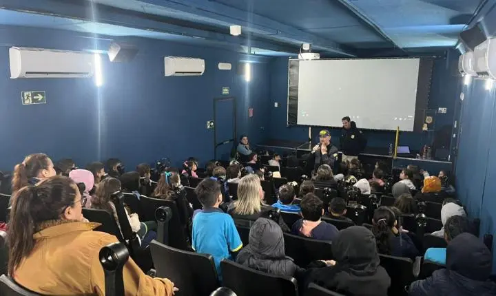 🏫 Semana de Educação para o Trânsito atende mais de 3 mil estudantes em Braço do Norte