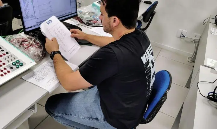 ⚡ SENAI abre vagas para Técnico em Eletrotécnica com possibilidade de bolsas de até 100%