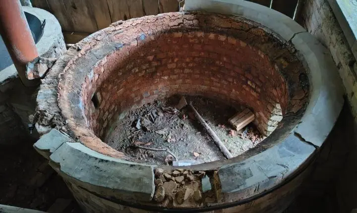 Tacho de cobre secular utilizado na produção de açúcar é furtado do Museu ao Ar Livre em Orleans