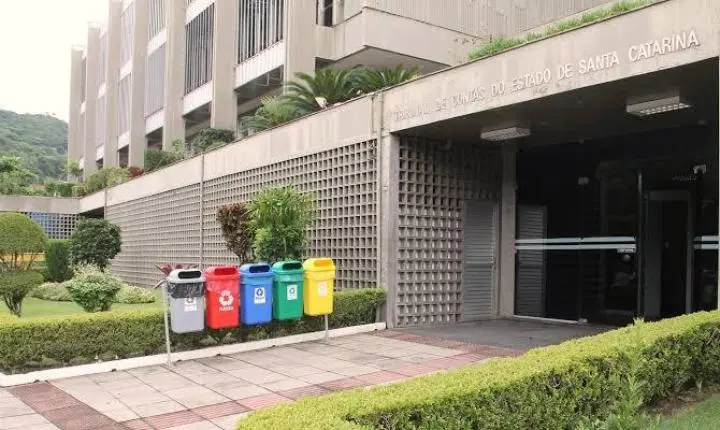 TCE/SC suspende contratos de consultoria tributária firmados pelas Prefeituras de Santa Rosa de Lima e Urussanga