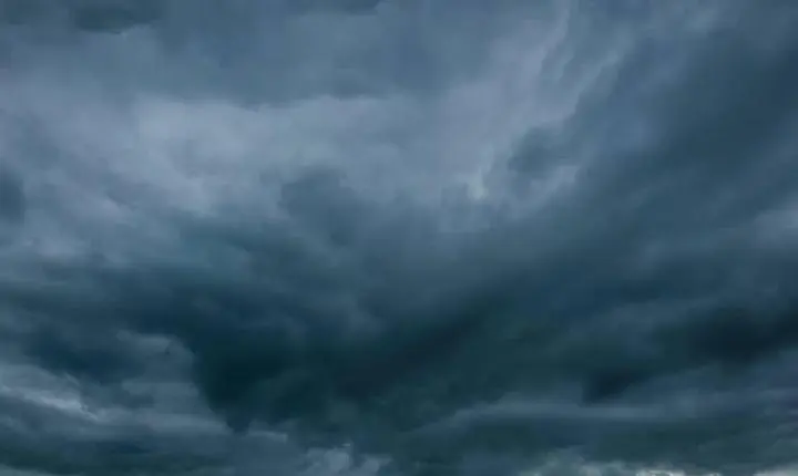 Terça-feira tem aumento de nuvens em SC e quarta-feira marca retorno de temporais isolados e calor de 30°C