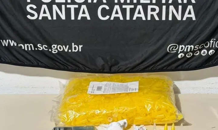 Trio é preso por tráfico de drogas após tentativa de fuga e perseguição em Braço do Norte